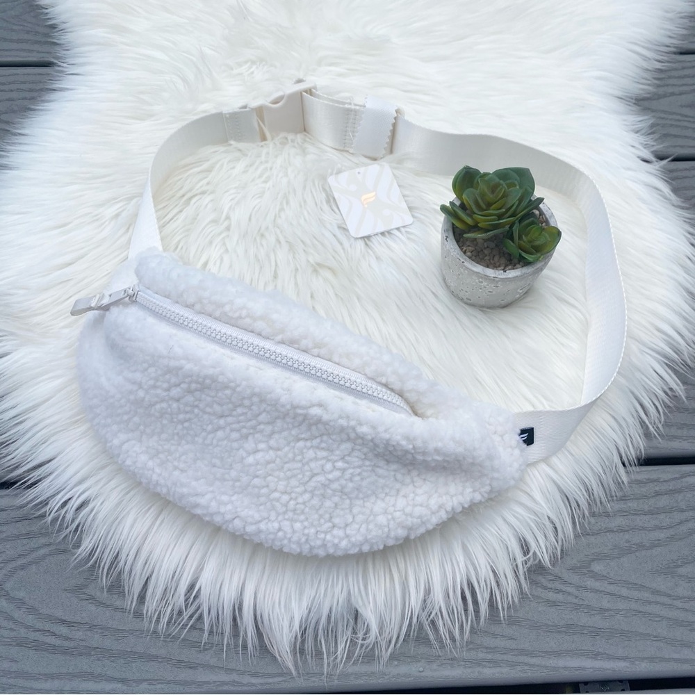 Sherpa Belt Bag